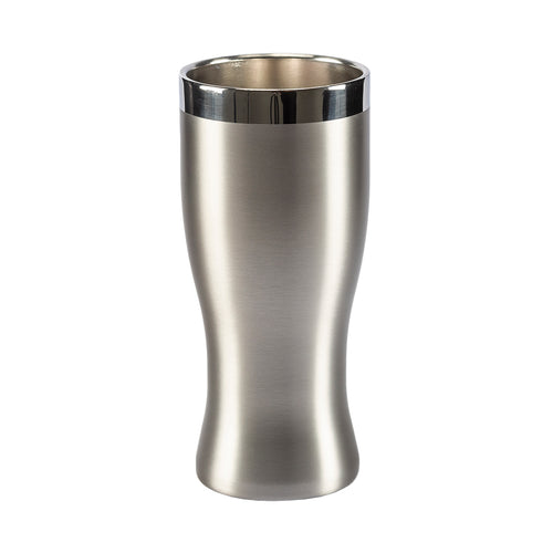 Copo térmico Stanley prateado de aço inoxidável.