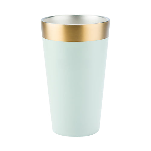 Copo térmico verde-água com borda dourada.